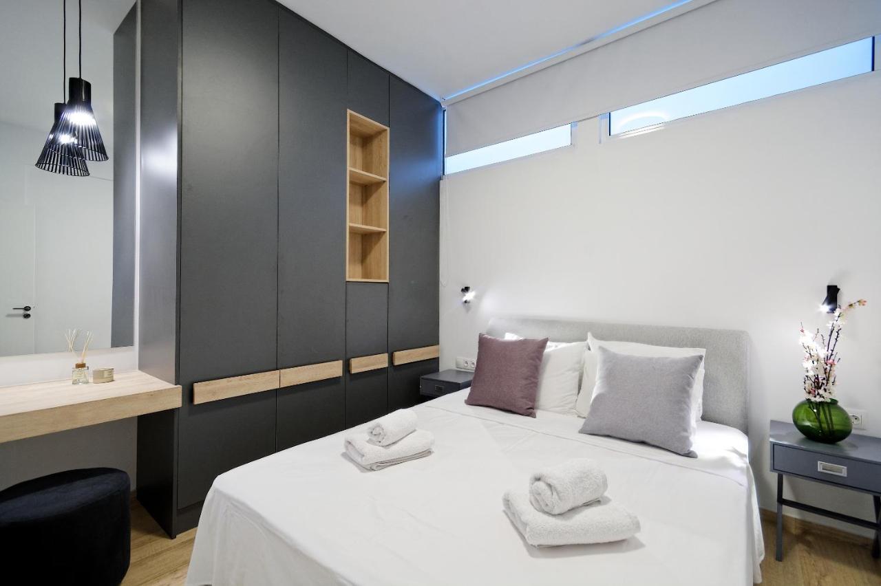 Elegant Big Apartment In Athens Center With Balcony Eksteriør billede
