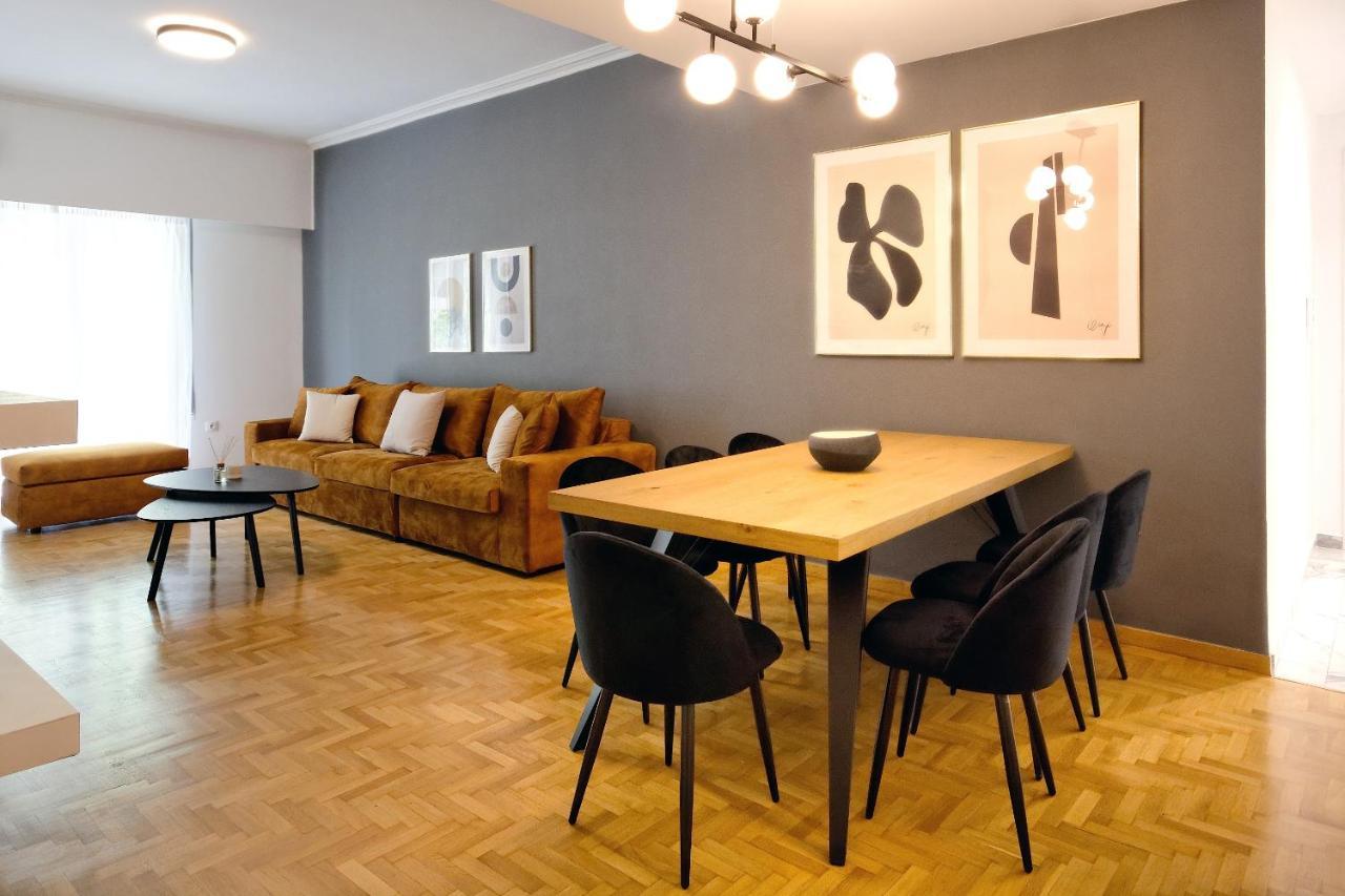 Elegant Big Apartment In Athens Center With Balcony Eksteriør billede