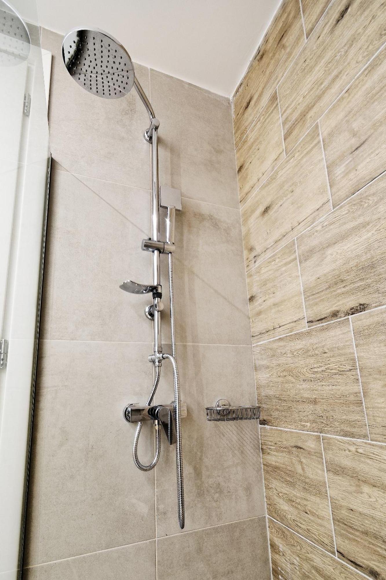 Elegant Big Apartment In Athens Center With Balcony Eksteriør billede
