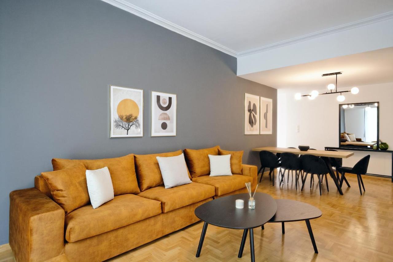 Elegant Big Apartment In Athens Center With Balcony Eksteriør billede