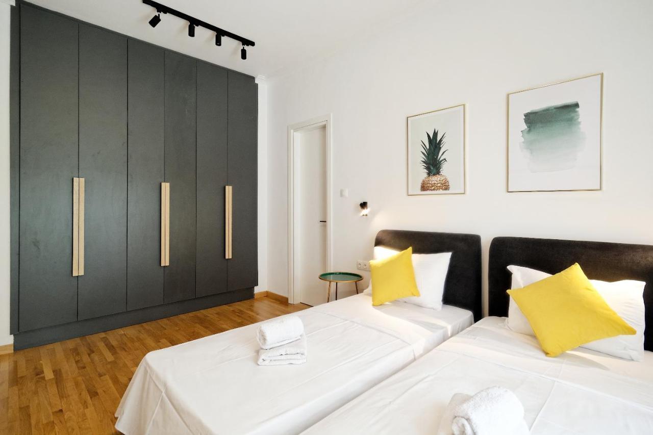 Elegant Big Apartment In Athens Center With Balcony Eksteriør billede