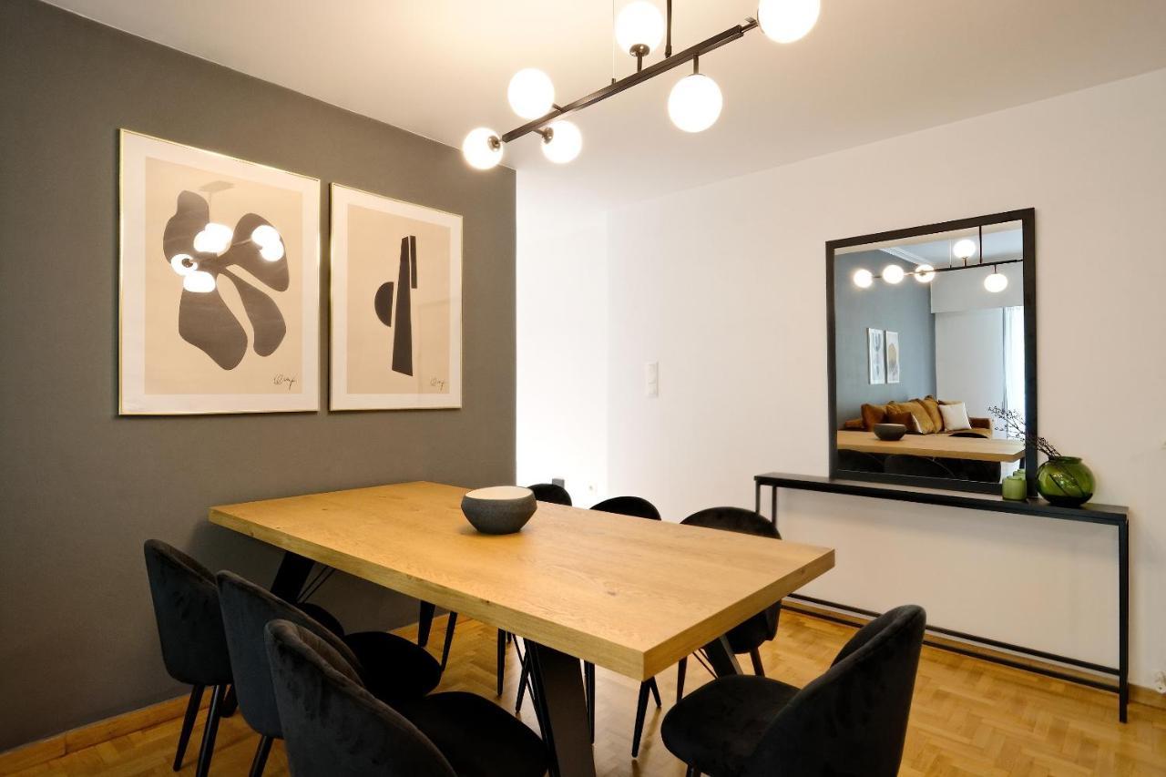 Elegant Big Apartment In Athens Center With Balcony Eksteriør billede