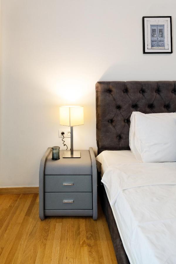 Elegant Big Apartment In Athens Center With Balcony Eksteriør billede